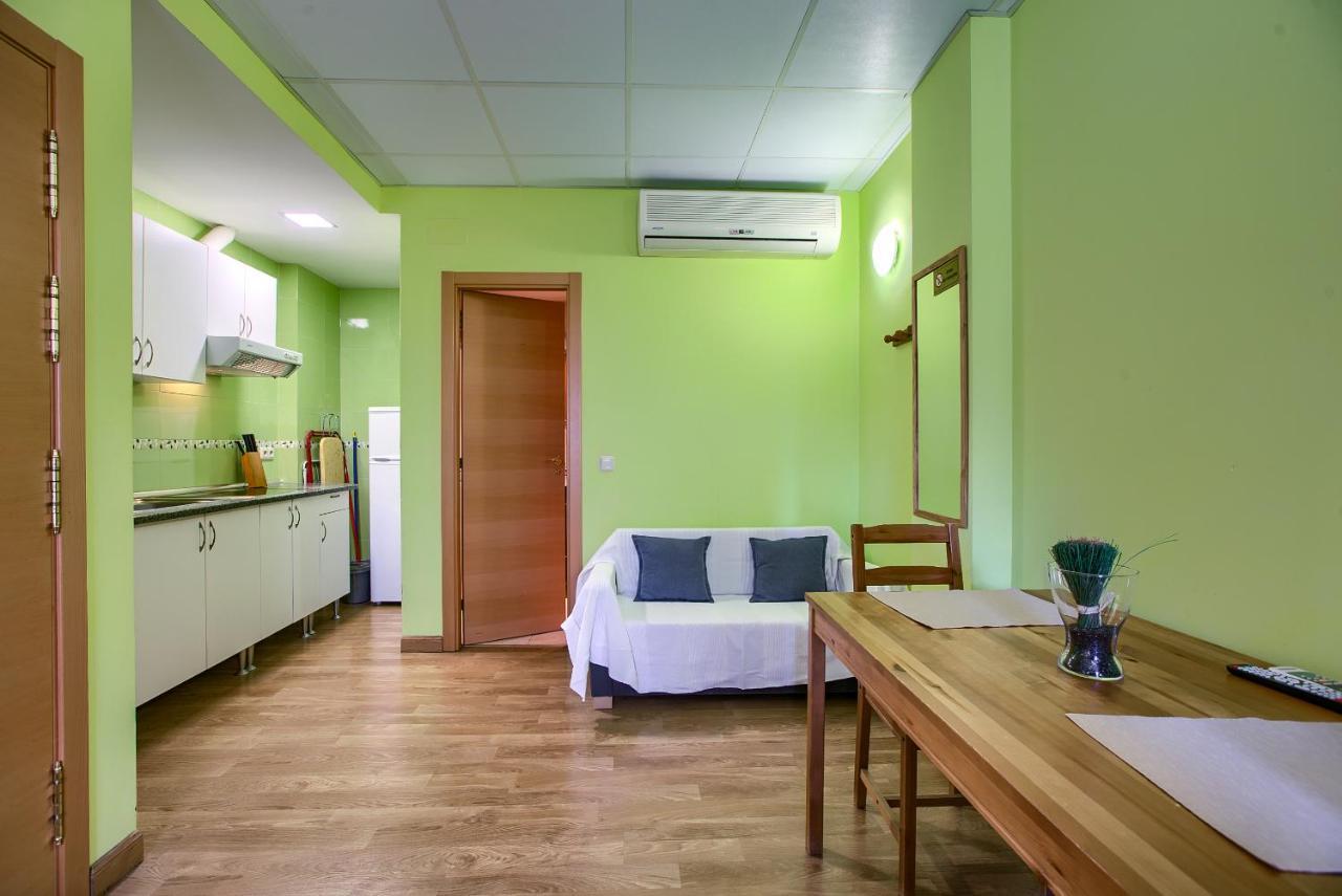 Apartamentos Barajas Madryt Zewnętrze zdjęcie