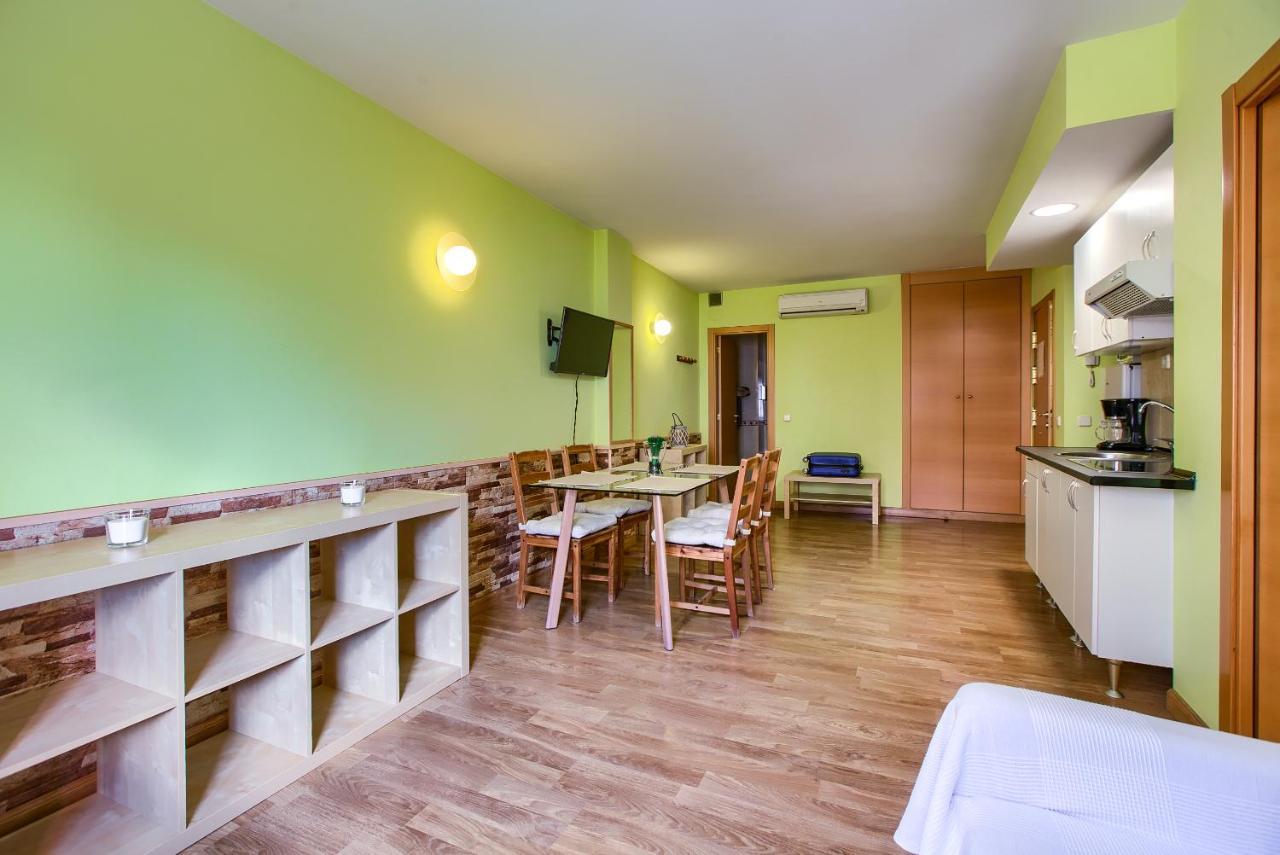 Apartamentos Barajas Madryt Zewnętrze zdjęcie