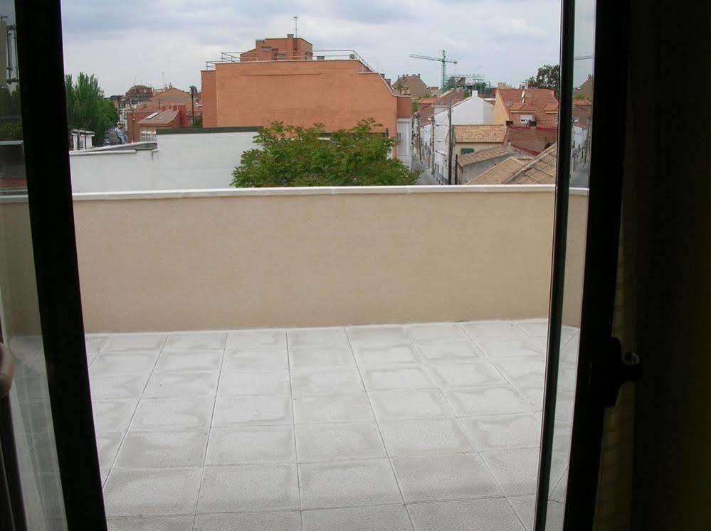 Apartamentos Barajas Madryt Zewnętrze zdjęcie